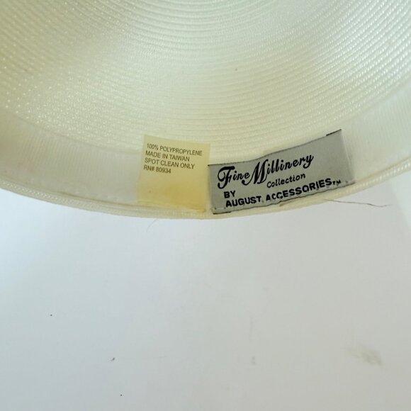White Pillbox Hat Gold Trim Bow VTG August Accessories Church Derby Fascinator main image 12